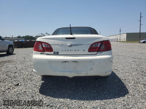 2008 Chrysler Sebring Touring z VIN 1C3LC55R48N181096, wystawiony jako Copart lot #56965745 z przebiegiem 125 873 mil mil oraz Szkoda całkowita • Salvage title. Historia ofert i sprzedaży dostępna na DreamBid. Obrazek 6.