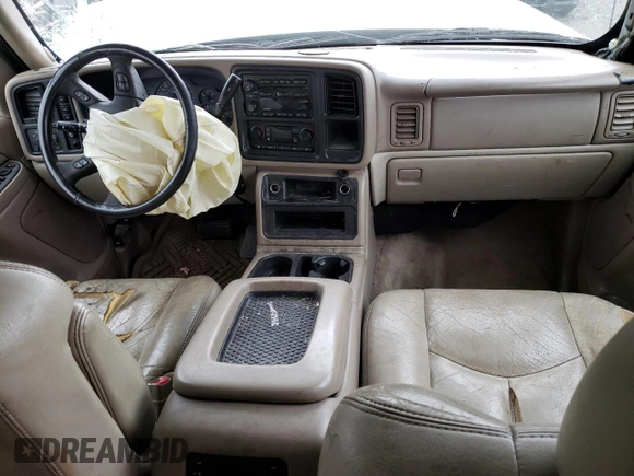 2004 Chevrolet Suburban Z71 with VIN 3GNFK16Z04G149291, listed as a Copart auction lot 38727863 with 0 mi miles and Salvage Title. Bid and sale history available at carsss.com. Image 8.