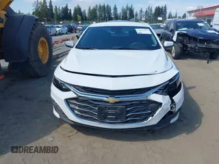 2025 Chevrolet Malibu LT with VIN 1G1ZD5ST8SF145683, listed as a IAAI auction lot 41933527 with 8,884 mi miles and . Bid and sale history available at DreamBid. Image 12.