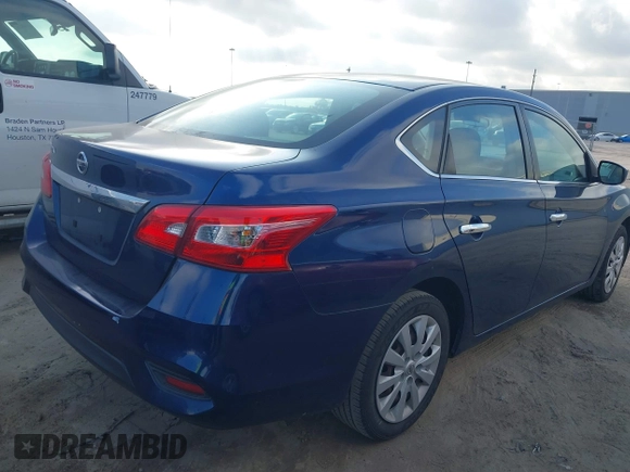 2018 Nissan Sentra SR with VIN 3N1AB7AP9JY267618, listed as a IAAI auction lot 41500867 with 119,544 mi miles and . Bid and sale history available at DreamBid. Image 4.