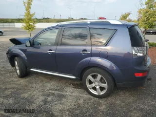 2009 Mitsubishi Outlander XLS with VIN JA4MT41X09Z008727, listed as a Copart auction lot 71171494 with 107,808 mi miles and Non Repairable. Bid and sale history available at carsss.com. Image 2.