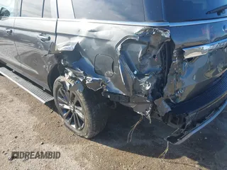 2021 Ford Expedition Limited с VIN 1FMJU1KT7MEA26105, выставлен на аукционе IAAI как лот 41346770 с пробегом 85 510 миль миль и . История ставок и продаж доступна на DreamBid. Изображение 6.