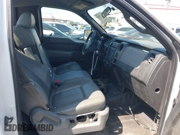 2014 Ford F-150 XL with VIN 1FTMF1CM9EKD53806, listed as a IAAI auction lot 42137550 with 138,888 mi miles and . Bid and sale history available at carsss.com. Image 5.