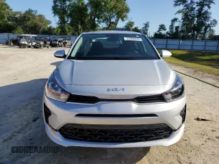 2023 Kia Rio S z VIN 3KPA24AD6PE582792, wystawiony jako Copart lot #54966245 z przebiegiem 3373 mil mil oraz Nie do naprawy • Non repairable. Historia ofert i sprzedaży dostępna na DreamBid. Obrazek 5.