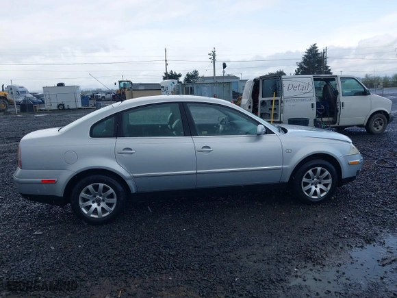 2003 Volkswagen Passat GLS with VIN WVWPD63B23P197123, listed as a IAAI auction lot 41916609 with 205,615 mi miles. Bid and sale history available at carsss.com. Image 13.