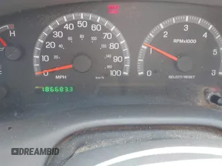 2003 Ford F-150 XL with VIN 1FTRX17213NB70553, listed as a IAAI auction lot 41946968 with 186,683 mi miles. Bid and sale history available at carsss.com. Image 7.