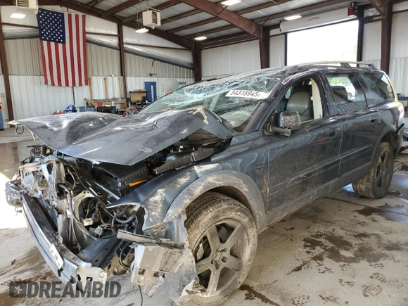 2005 Volvo XC70 with VIN YV1SZ592651194190, listed as a Copart auction lot 54318945 with 191,412 mi miles and Salvage Title. Bid and sale history available at DreamBid. Image 1.