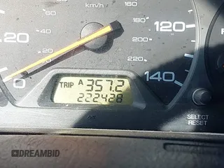 2002 Honda Odyssey LX z VIN 2HKRL18542H553437, wystawiony jako IAAI lot #41824481 z przebiegiem 222 428 mil mil oraz . Historia ofert i sprzedaży dostępna na DreamBid. Obrazek 7.