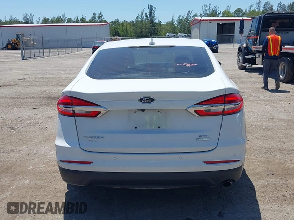 2020 Ford Fusion SE with VIN 3FA6P0HD1LR132613, listed as a IAAI auction lot 42051569 with 48,324 mi miles and . Bid and sale history available at carsss.com. Image 16.