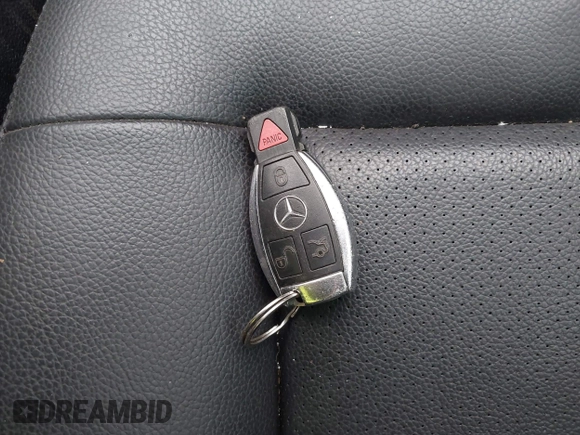 2011 Mercedes-Benz E 350 Luxury with VIN WDDHF5GBXBA452434, listed as a IAAI auction lot 41814981 with 324,877 mi miles and . Bid and sale history available at DreamBid. Image 11.