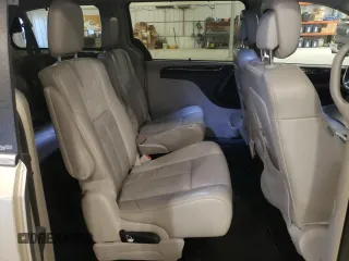 2013 Chrysler Town & Country Limited with VIN 2C4RC1GG2DR621811, listed as a Copart auction lot 54130625 with 178,412 mi miles and Salvage Title. Bid and sale history available at carsss.com. Image 11.