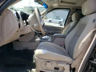 2007 Ford Explorer Sport Trac XLT z VIN 1FMEU51K87UB31652, wystawiony jako Copart lot #61909385 z przebiegiem 162 966 mil mil oraz Nie do naprawy • Non repairable. Historia ofert i sprzedaży dostępna na DreamBid. Obrazek 7.