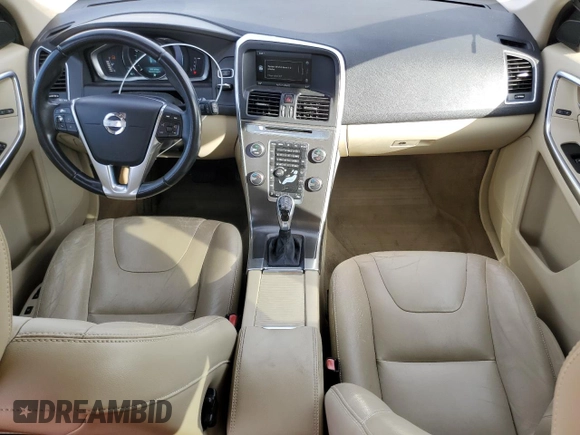 2015 Volvo XC60 T5 Drive-E Premier Plus with VIN YV440MDC0F2597304, listed as a Copart auction lot 42989465 with 105,134 mi miles and Salvage Title. Bid and sale history available at carsss.com. Image 8.