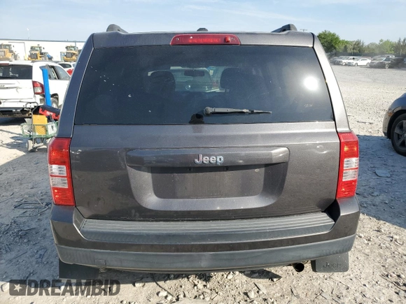 2016 Jeep Patriot Sport with VIN 1C4NJPBA0GD600795, listed as a Copart auction lot 53613385 with 133,586 mi miles and Clean Title. Bid and sale history available at carsss.com. Image 6.