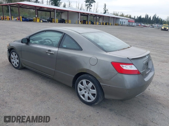 2008 Honda Civic Cpe LX with VIN 2HGFG12608H572210, listed as a IAAI auction lot 42004864 with 95,292 mi miles. Bid and sale history available at carsss.com. Image 3.