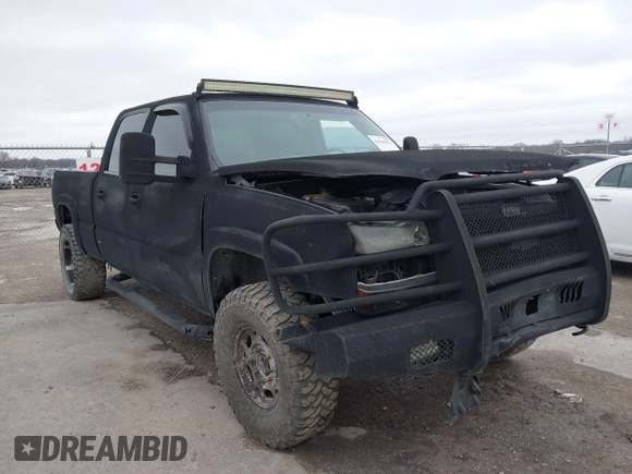 2003 Chevrolet Silverado 1500HD LS with VIN 1GCGK13U23F194464, listed as a IAAI auction lot 41565572 with Not Provided miles and . Bid and sale history available at DreamBid. Image 1.
