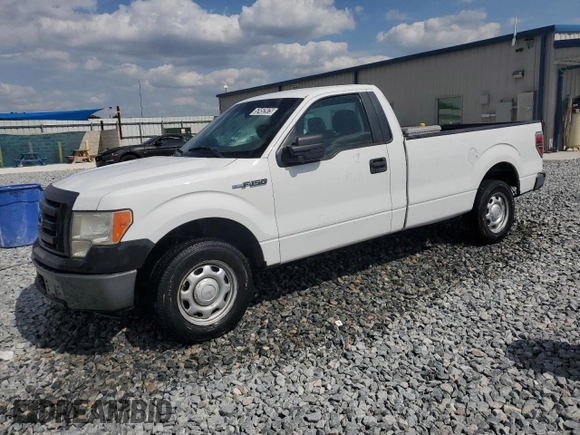 2011 Ford F-150 XL with VIN 1FTMF1CM2BKD82463, listed as a Copart auction lot 52452975 with 324,446 mi miles and Clean Title. Bid and sale history available at DreamBid. Image 1.