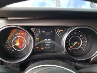 2018 Jeep Wrangler Unlimited Sport S with VIN 1C4HJXDNXJW289319, listed as a Copart auction lot 80461844 with 76,963 mi miles and Salvage title. Bid and sale history available at DreamBid. Image 9.