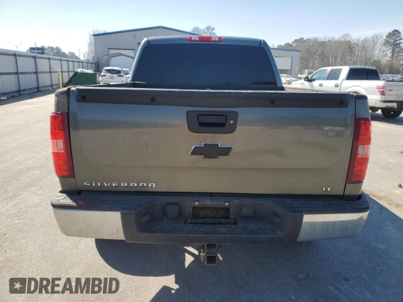 2011 Chevrolet Silverado 1500 LT with VIN 3GCPKSE32BG226210, listed as a Copart auction lot 46522965 with 160,164 mi miles and Salvage Title. Bid and sale history available at carsss.com. Image 6.