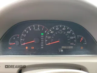 2006 Toyota Camry LE z VIN 4T1BF32K56U621741, wystawiony jako Copart lot #59577595 z przebiegiem 189 155 mil mil oraz Czysty tytuł • Clean title. Historia ofert i sprzedaży dostępna na DreamBid. Obrazek 9.