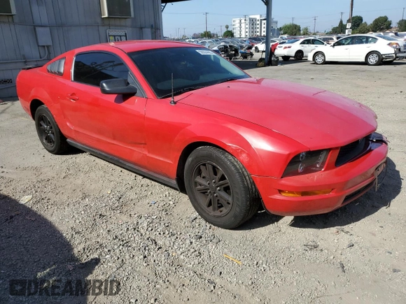 2008 Ford Mustang Deluxe with VIN 1ZVHT80N485138561, listed as a Copart auction lot 58094495 with 181,443 mi miles and Clean title. Bid and sale history available at DreamBid. Image 4.