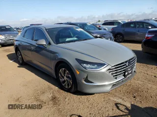 2023 Hyundai Sonata Hybrid Blue with VIN KMHL24JJ4PA057095, listed as a Copart auction lot 60839993 with 2,525 mi miles. Bid and sale history available at carsss.com. Image 4.
