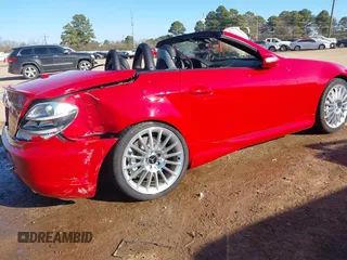 2007 Mercedes-Benz SLK 55 AMG with VIN WDBWK73F07F150189, listed as a IAAI auction lot 41334201 with 70,634 mi miles and . Bid and sale history available at DreamBid. Image 4.