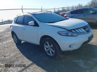 2009 Nissan Murano S z VIN JN8AZ18W59W211816, wystawiony jako IAAI lot #41521501 z przebiegiem 220 775 mil mil oraz . Historia ofert i sprzedaży dostępna na DreamBid. Obrazek 1.