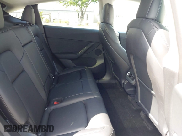 2022 Tesla Model Y Performance z VIN 7SAYGDEF2NF347456, wystawiony jako IAAI lot #42177725 z przebiegiem 29 374 mil mil oraz . Historia ofert i sprzedaży dostępna na DreamBid. Obrazek 8.