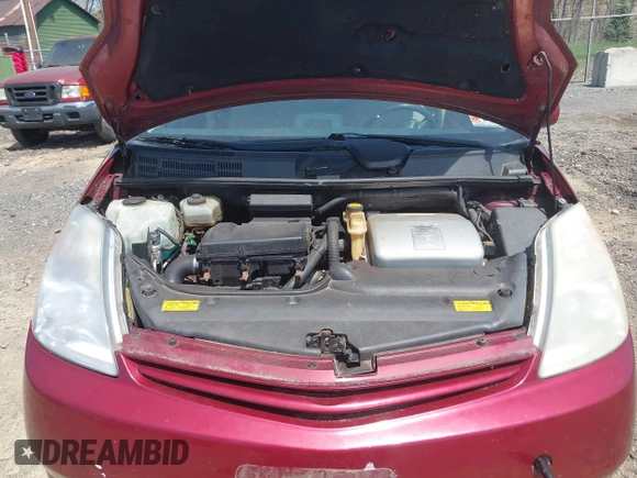 2005 Toyota Prius with VIN JTDKB20U650130633, listed as a IAAI auction lot 42114217 with 299,999 mi miles. Bid and sale history available at carsss.com. Image 10.