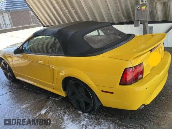 1999 Ford Mustang GT with VIN 1FAFP45X7XF114772, listed as a Copart auction lot 56733905 with 233,015 mi miles and Clean title. Bid and sale history available at DreamBid. Image 3.