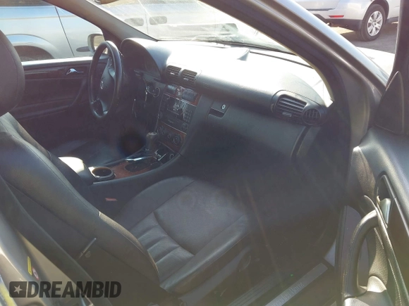 2006 Mercedes-Benz C 280 Luxury with VIN WDBRF92HX6F812231, listed as a IAAI auction lot 41482678 with 242,510 mi miles and . Bid and sale history available at DreamBid. Image 5.