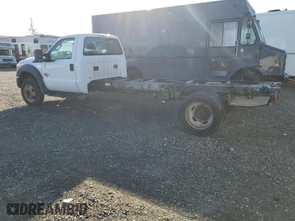 2014 Ford F-550 XL z VIN 1FDUF5GTXEEA62220, wystawiony jako Copart lot #80396924 z przebiegiem 130 587 mil mil oraz Tytuł czysty. Historia ofert i sprzedaży dostępna na DreamBid. Obrazek 2.