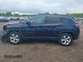 2018 Jeep Compass Latitude with VIN 3C4NJCBB9JT124968, listed as a IAAI auction lot 42378308 with 90,866 mi miles and . Bid and sale history available at DreamBid. Image 15.
