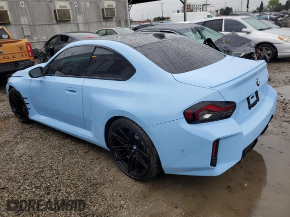 2023 BMW M2 z VIN 3MF13DM08P8D61938, wystawiony jako Copart lot #45193335 z przebiegiem 17 311 mil mil oraz Szkoda całkowita • Salvage title. Historia ofert i sprzedaży dostępna na DreamBid. Obrazek 2.