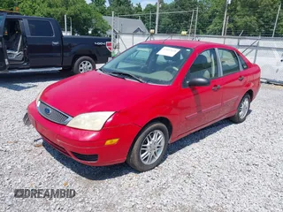 2007 Ford Focus S with VIN 1FAFP34NX7W270752, listed as a IAAI auction lot 42452121 with 208,470 mi miles and . Bid and sale history available at DreamBid. Image 2.