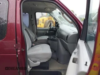 2006 Ford Econoline Passenger XL с VIN 1FMRE11W86DA76676, выставлен на аукционе IAAI как лот 42381557 с пробегом 107 335 миль миль и . История ставок и продаж доступна на DreamBid. Изображение 5.