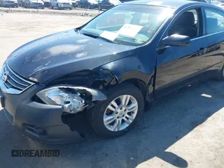 2012 Nissan Altima 2.5 SL with VIN 1N4AL2AP3CN414020, listed as a IAAI auction lot 41846333 with 195,331 mi miles. Bid and sale history available at carsss.com. Image 6.