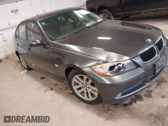 2006 BMW 3 Series 325i with VIN WBAVB13526KX69039, listed as a IAAI auction lot 42271470 with 162,687 mi miles and . Bid and sale history available at DreamBid. Image 1.