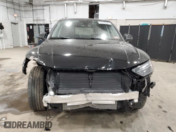 2024 Audi Q5 S line Premium z VIN WA1GAAFY1R2050058, wystawiony jako Copart lot #50579365 z przebiegiem 10 723 mil mil oraz Szkoda całkowita • Salvage title. Historia ofert i sprzedaży dostępna na DreamBid. Obrazek 5.