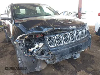2017 Jeep Grand Cherokee Limited with VIN 1C4RJEBG2HC813328, listed as a IAAI auction lot 41629494 with 123,994 mi miles. Bid and sale history available at carsss.com. Image 6.