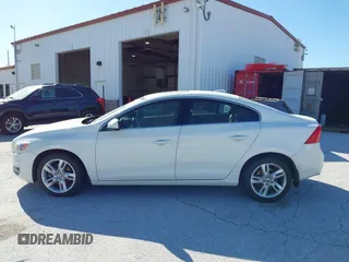 2015 Volvo S60 T5 Drive-E Platinum with VIN YV140MFM7F1346644, listed as a IAAI auction lot 41984716 with 78,210 mi miles. Bid and sale history available at carsss.com. Image 14.