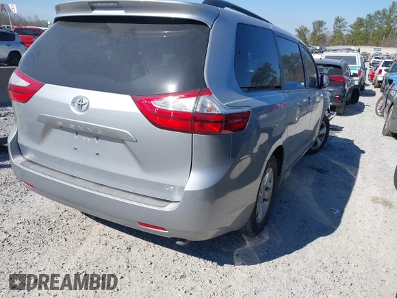 2016 Toyota Sienna LE AAS with VIN 5TDKK3DC6GS696573, listed as a IAAI auction lot 41662041 with 75,363 mi miles. Bid and sale history available at carsss.com. Image 4.