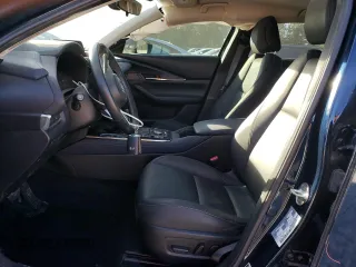 2021 Mazda CX-30 Preferred with VIN 3MVDMACL7MM205611, listed as a Copart auction lot 82017434 with 19,360 mi miles and Salvage Title. Bid and sale history available at DreamBid. Image 7.