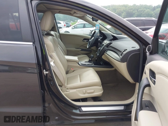 2016 Acura RDX with VIN 5J8TB4H30GL030252, listed as a IAAI auction lot 42138822 with 110,671 mi miles and . Bid and sale history available at carsss.com. Image 5.