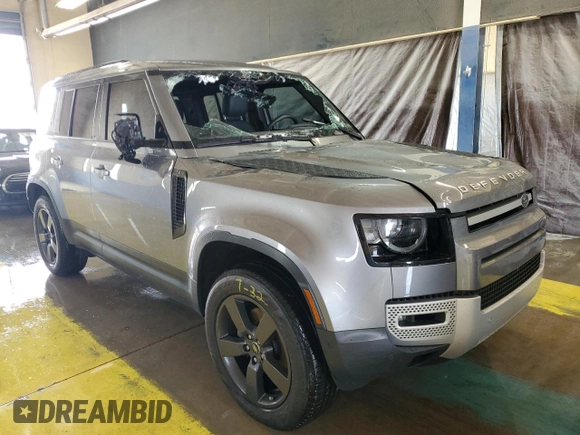 2024 Land Rover Defender S with VIN SALEJ7EX4R2285474, listed as a Copart auction lot 61129385 with 18,343 mi miles and Clean title. Bid and sale history available at DreamBid. Image 4.