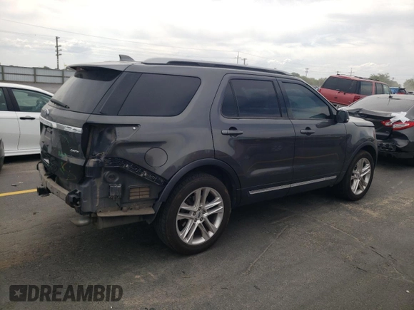2017 Ford Explorer XLT z VIN 1FM5K8D88HGA60086, wystawiony jako Copart lot #60874065 z przebiegiem 89 286 mil mil oraz Szkoda całkowita • Salvage title. Historia ofert i sprzedaży dostępna na DreamBid. Obrazek 3.