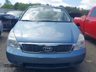 2011 Kia Sedona LX with VIN KNDMG4C7XB6394183, listed as a IAAI auction lot 41988292 with 246,557 mi miles. Bid and sale history available at carsss.com. Image 6.