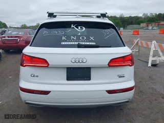 2018 Audi Q5 Premium with VIN WA1ANAFY8J2024488, listed as a IAAI auction lot 41966257 with 110,349 mi miles. Bid and sale history available at carsss.com. Image 15.