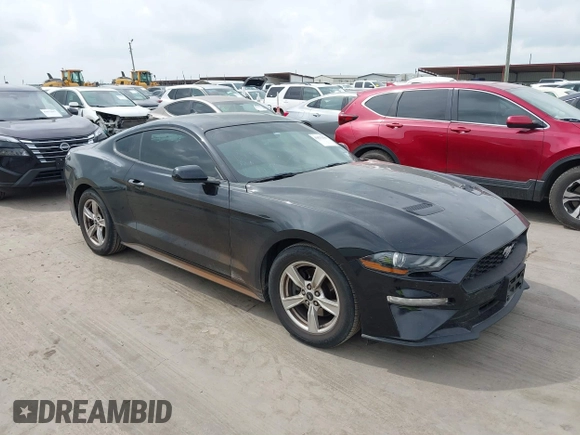 2020 Ford Mustang EcoBoost z VIN 1FA6P8TH6L5181768, wystawiony jako IAAI lot #41871296 z przebiegiem 55 131 mil mil oraz . Historia ofert i sprzedaży dostępna na DreamBid. Obrazek 1.
